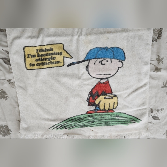 Vintage 1970s Peanuts Bath Towel Snoopy Charlie Brown USA Stevens Utica Schulz - Picture 2 of 5